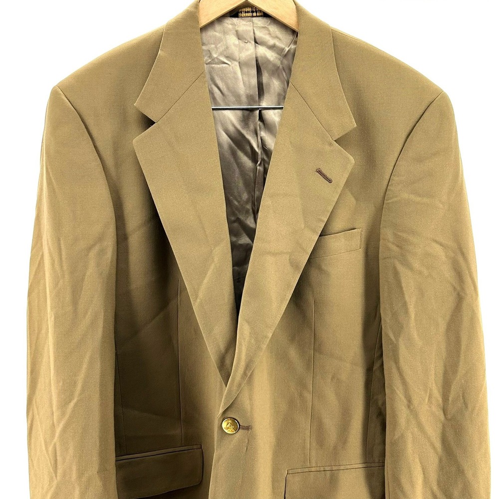 VTG Austin Reed Dillard's Wool Men 40R Tan Two Button Crested Gold Button Blazer